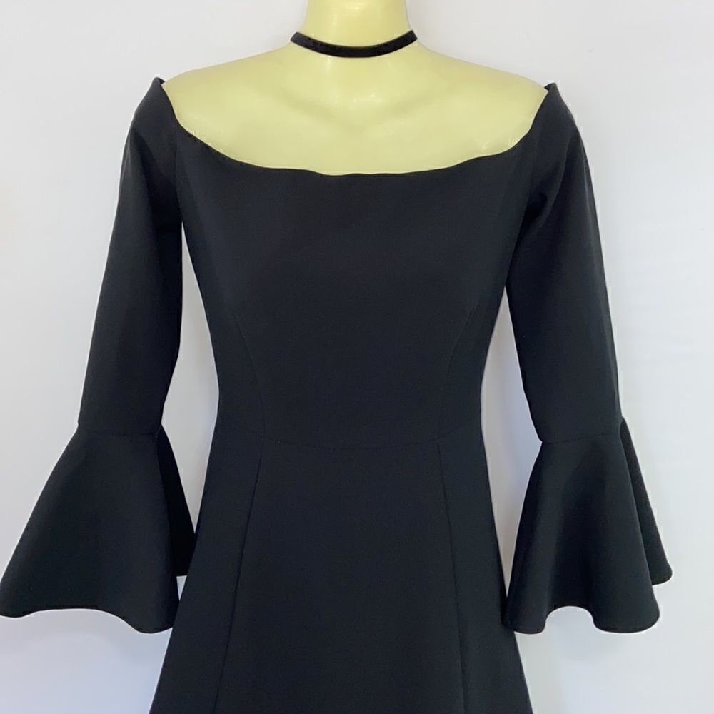 Cinq A Sept Dress Black Mini Off Shoulder Bell Sleeves Excellent U.S. Sm… - Picture 6 of 8
